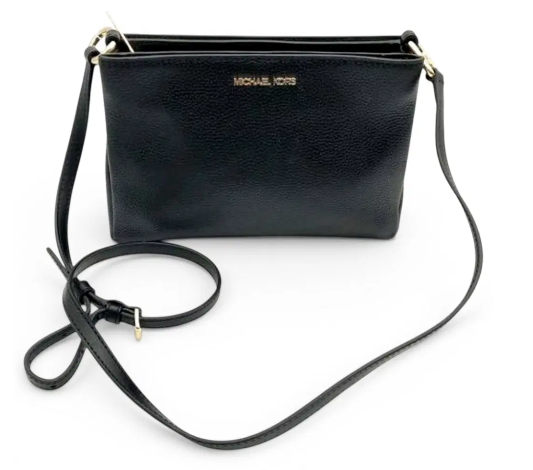 Handbags, Totes & Purses