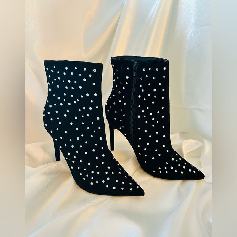 Women's Shoes & Boots