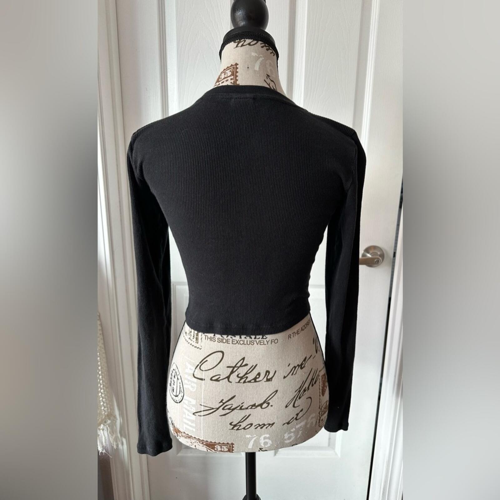 TNA Sleek Black Long Sleeve Crop Top