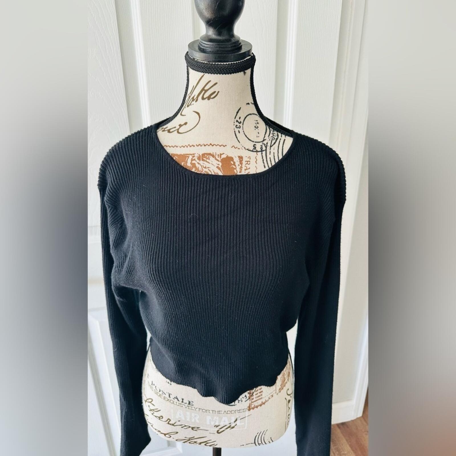 Kindred Bravely Black Ribbed Crew Neck Sweater