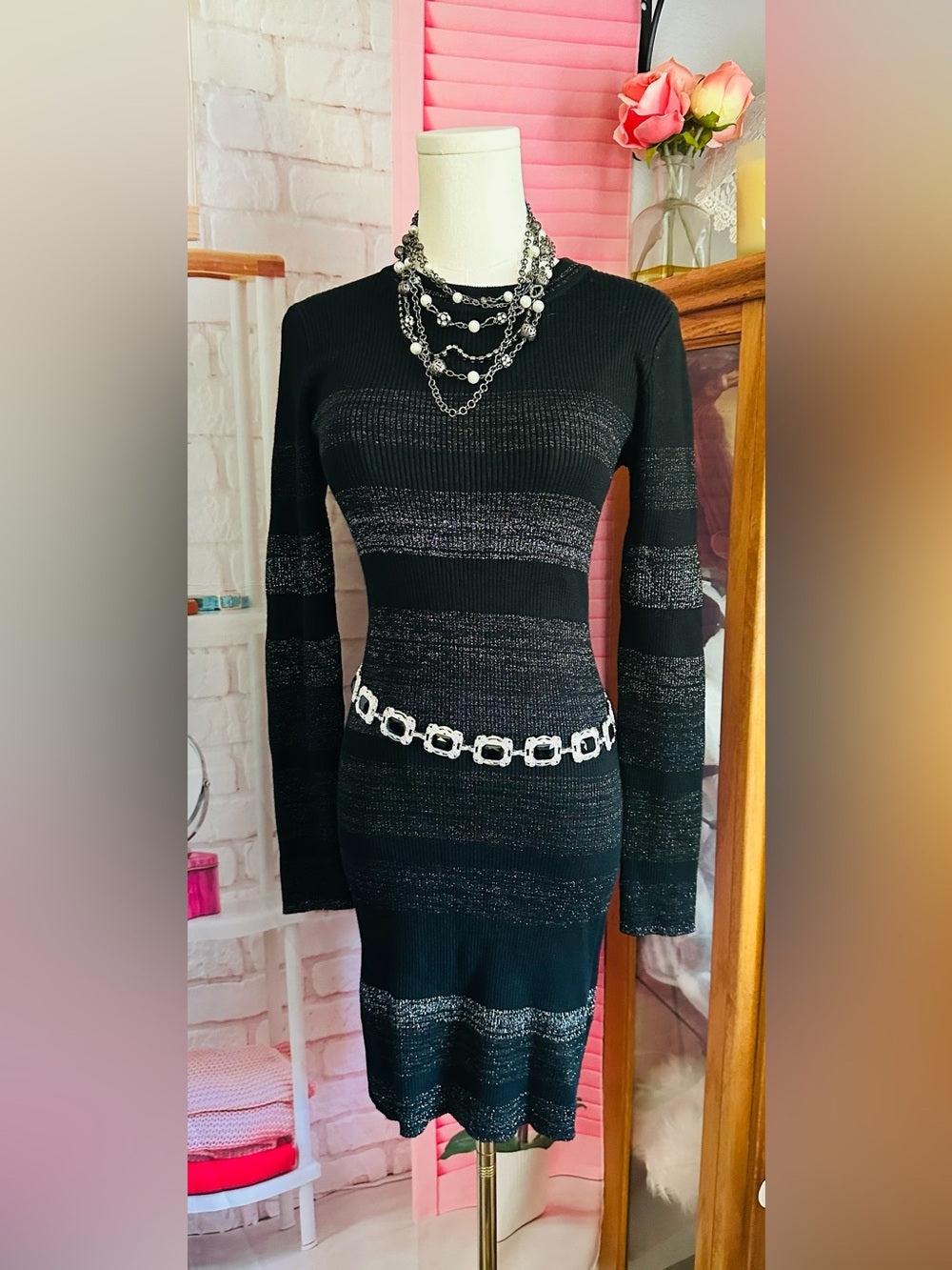 John + Jenn Black Ribbed Metallic-Strip Long-Sleeve Bodycon Dress