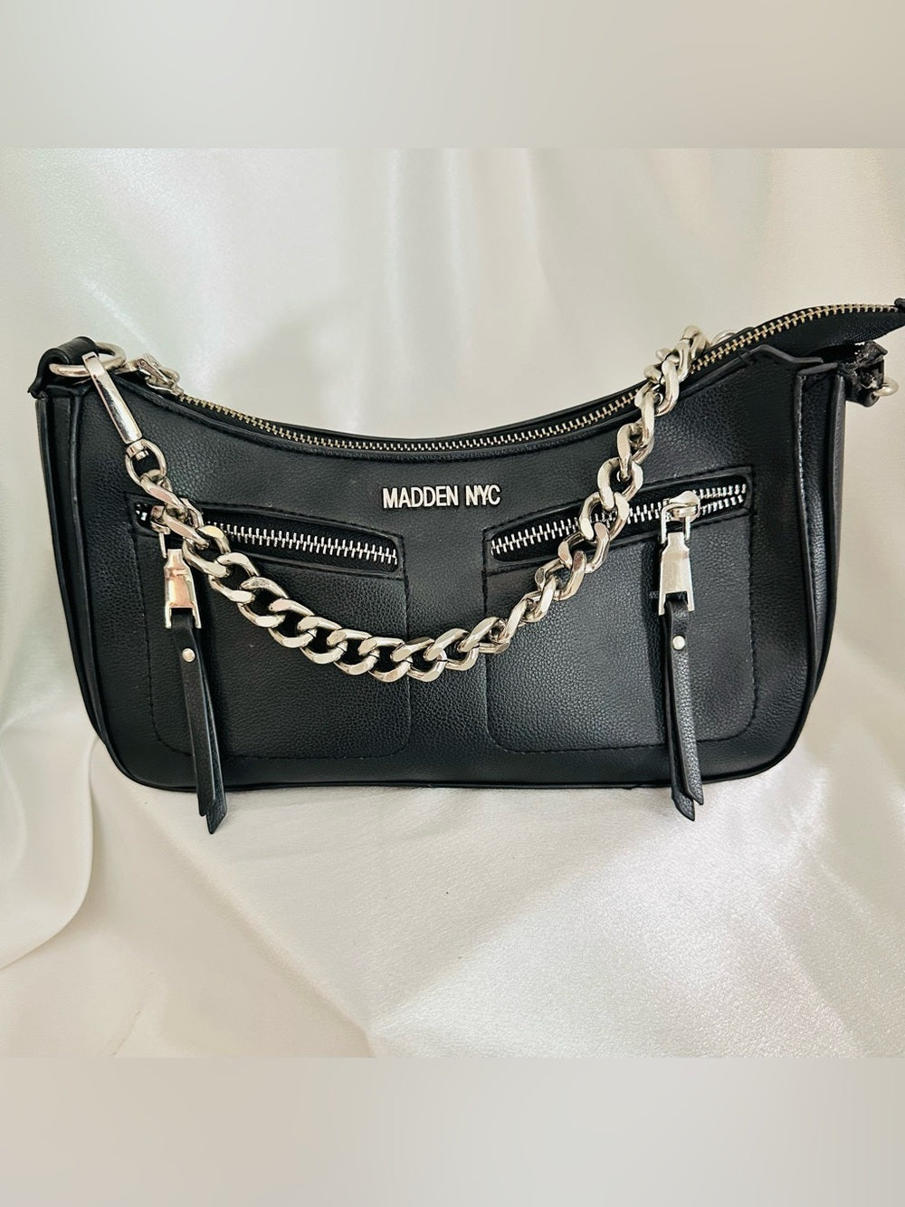 Madden NYC Chain Strap Crossbody Handbag