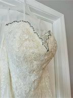 Madeline Gardner by Morilee Ivory Lace Wedding Gown Bridal Dress NEVER WORN