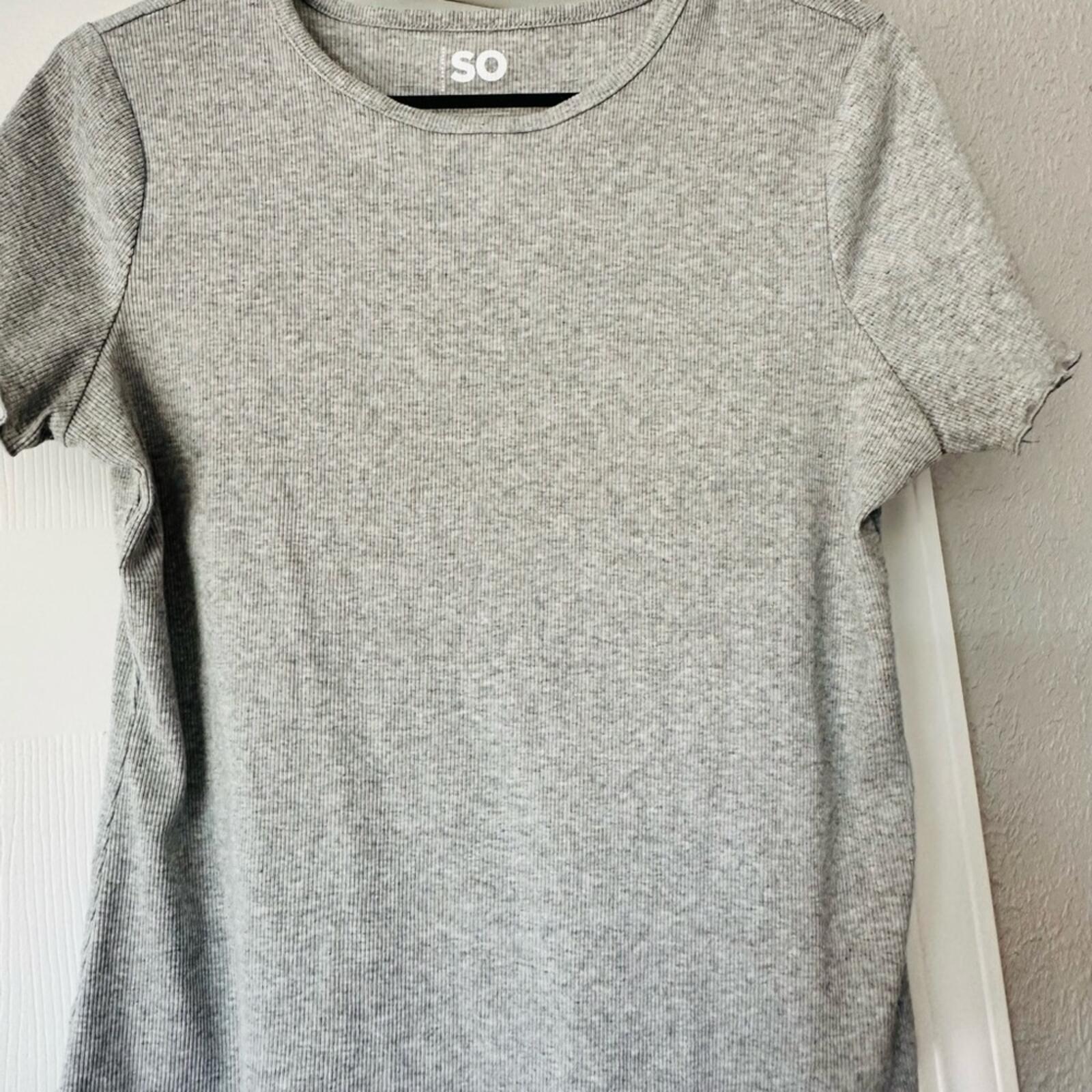 Short Sleeve Gray Tee
