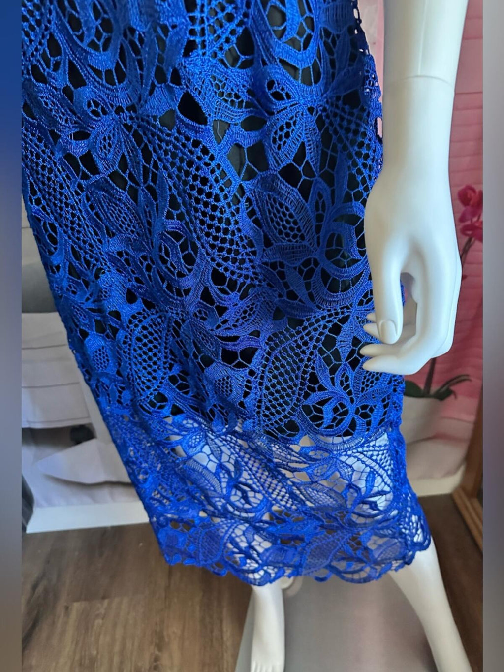 Alexia Admor Blue Guipure Lace Sheath Dress