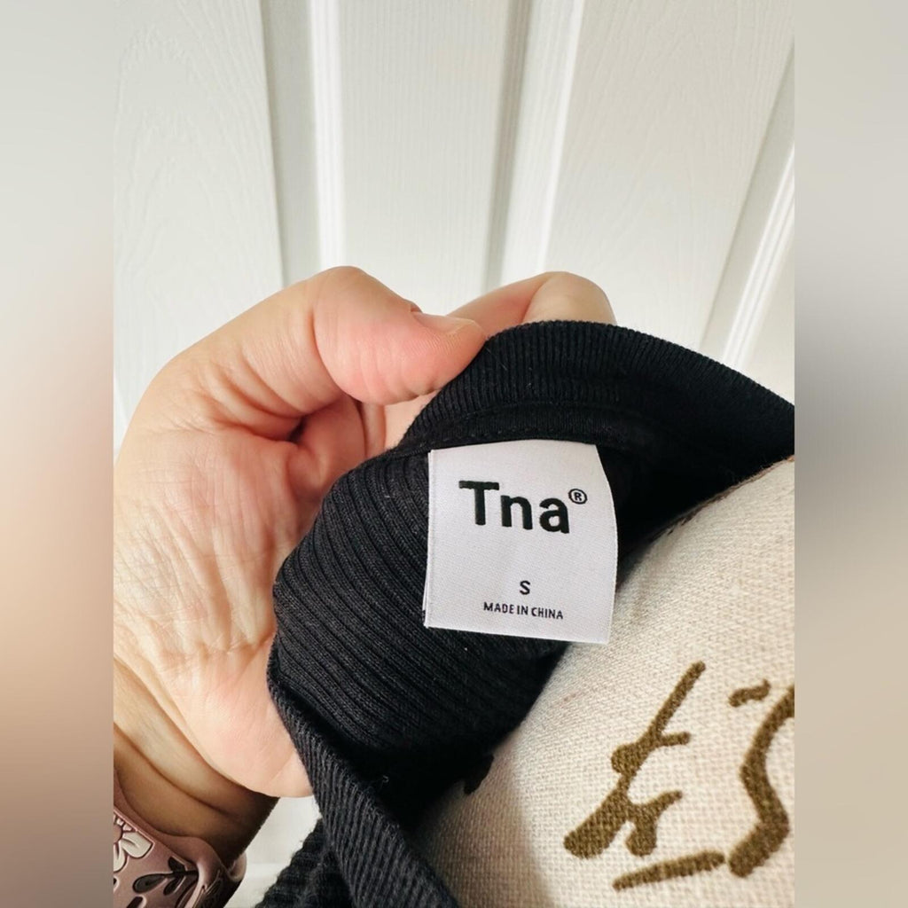 TNA Sleek Black Long Sleeve Crop Top