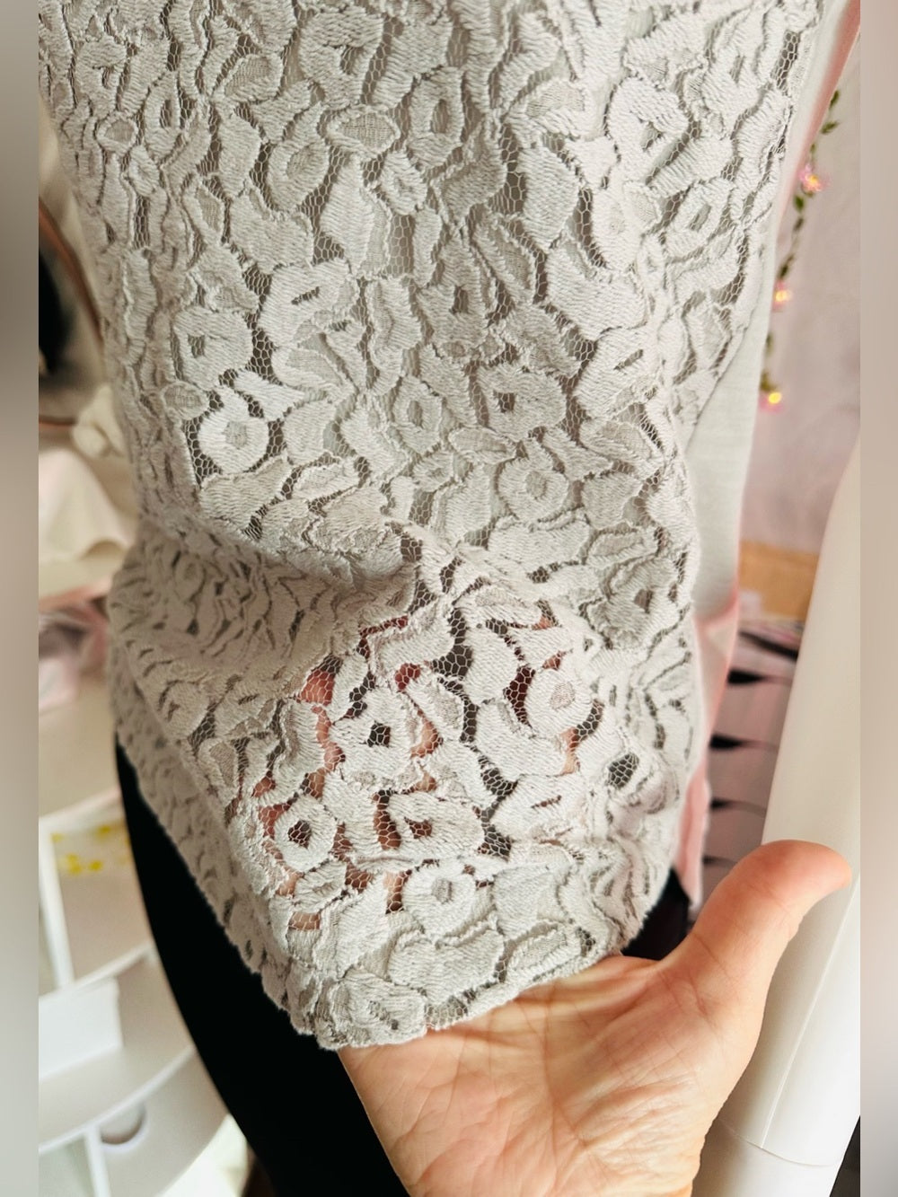 LOFT Petite Gray Floral Lace Sleeveless Tank Top