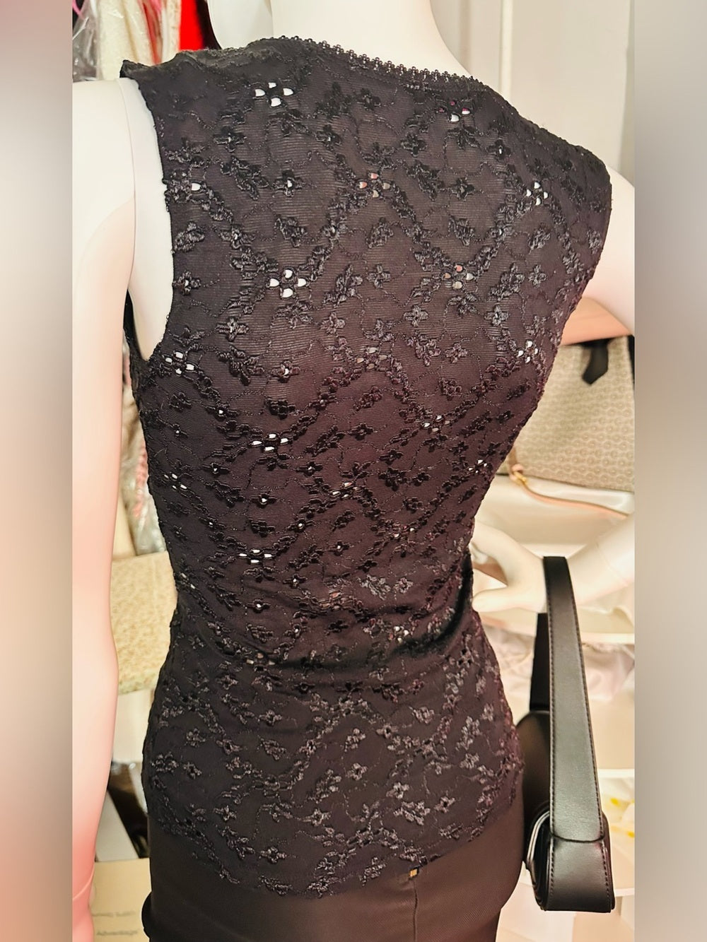 Agenda Black Floral Lace V Neck Fitted Tank Top
