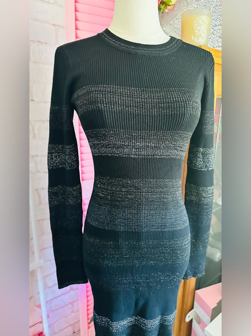John + Jenn Black Ribbed Metallic-Strip Long-Sleeve Bodycon Dress