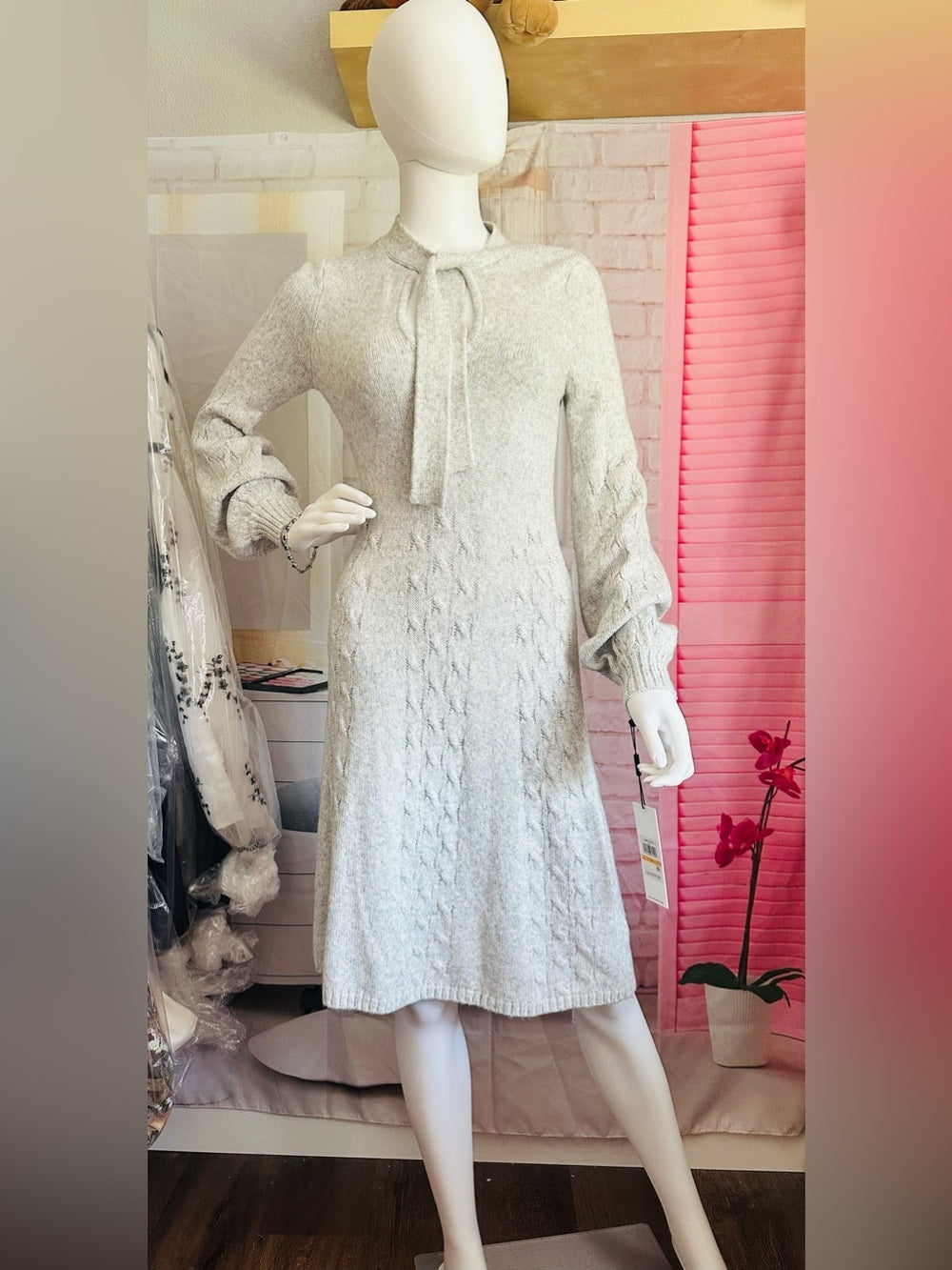 Calvin Klein Cream Tie-Neck Cable Knit Long Sleeve Dress