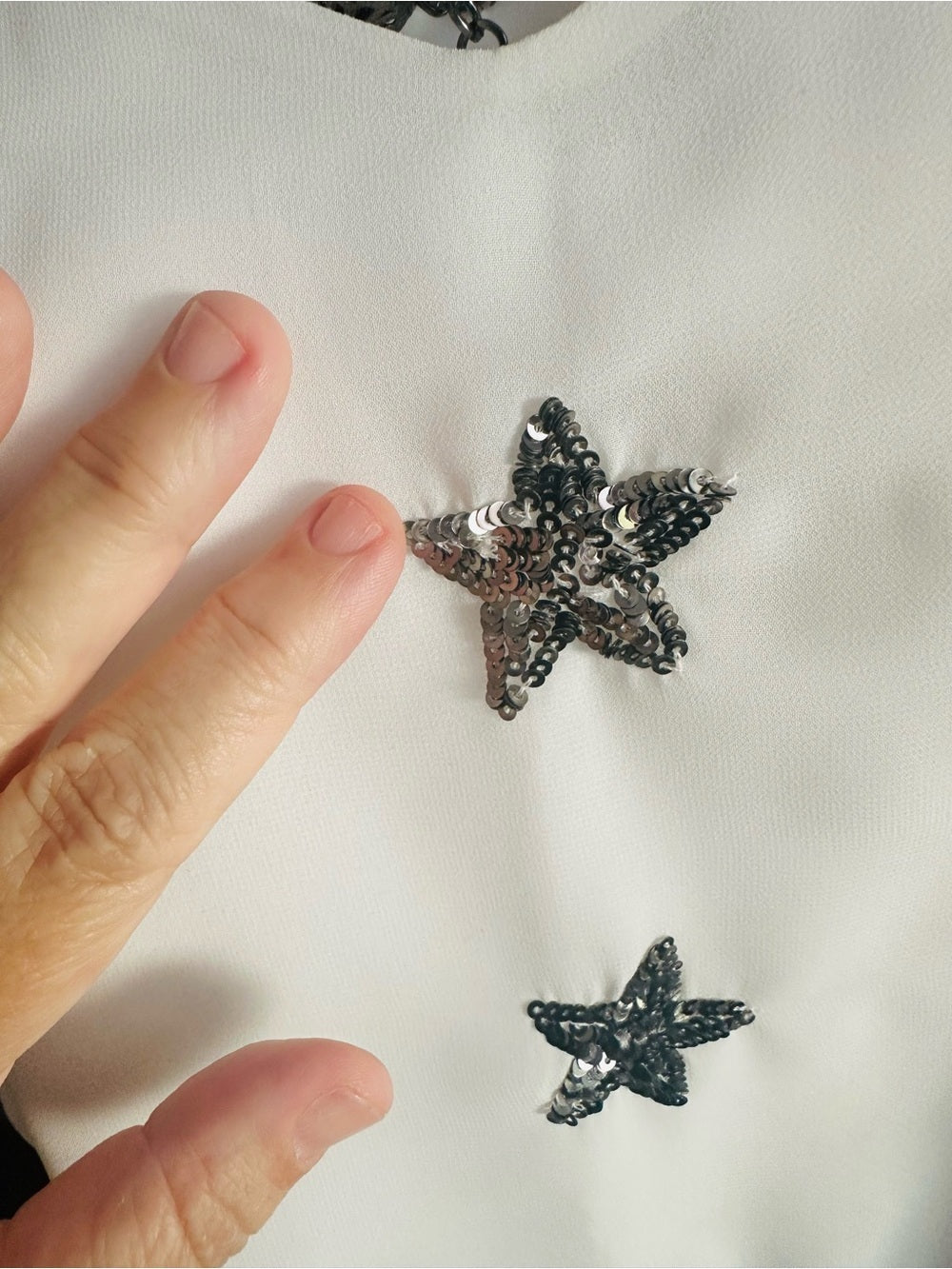 Two by Vince Camuto White Star Sequin Camisole