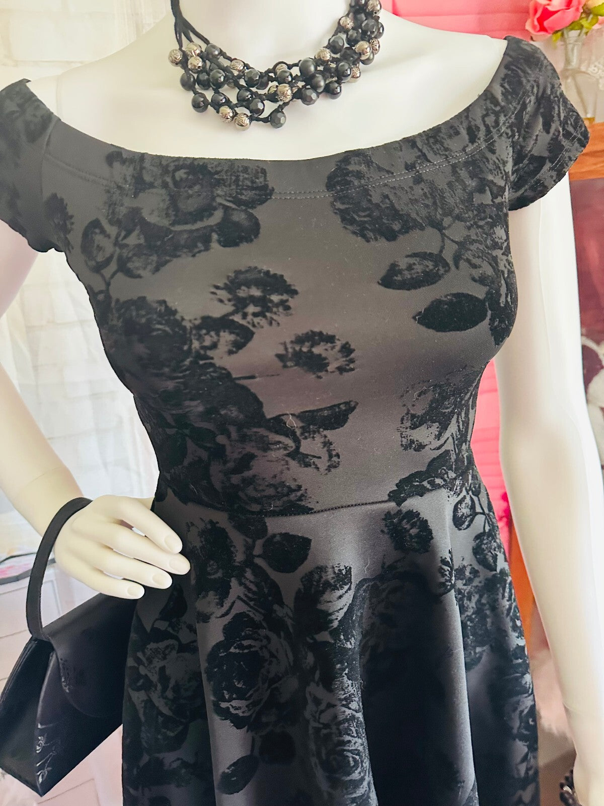 Windsor Black High-Low Floral Flocked Formal Dress