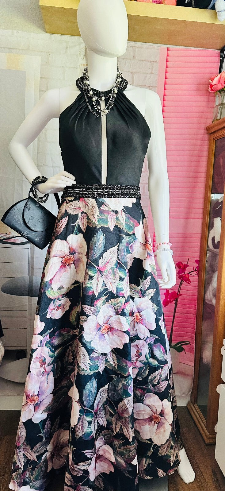 Chic Floral A-Line Party Dress in Black and Pink
