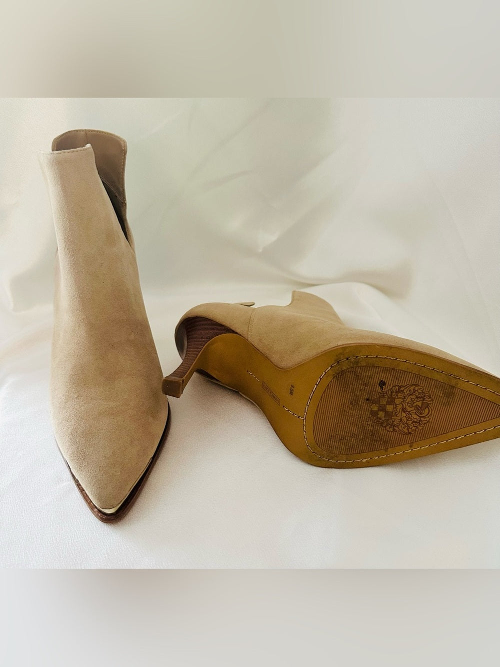 Vince Camuto Frendin Suede Pointer-Toe Ankle Booties