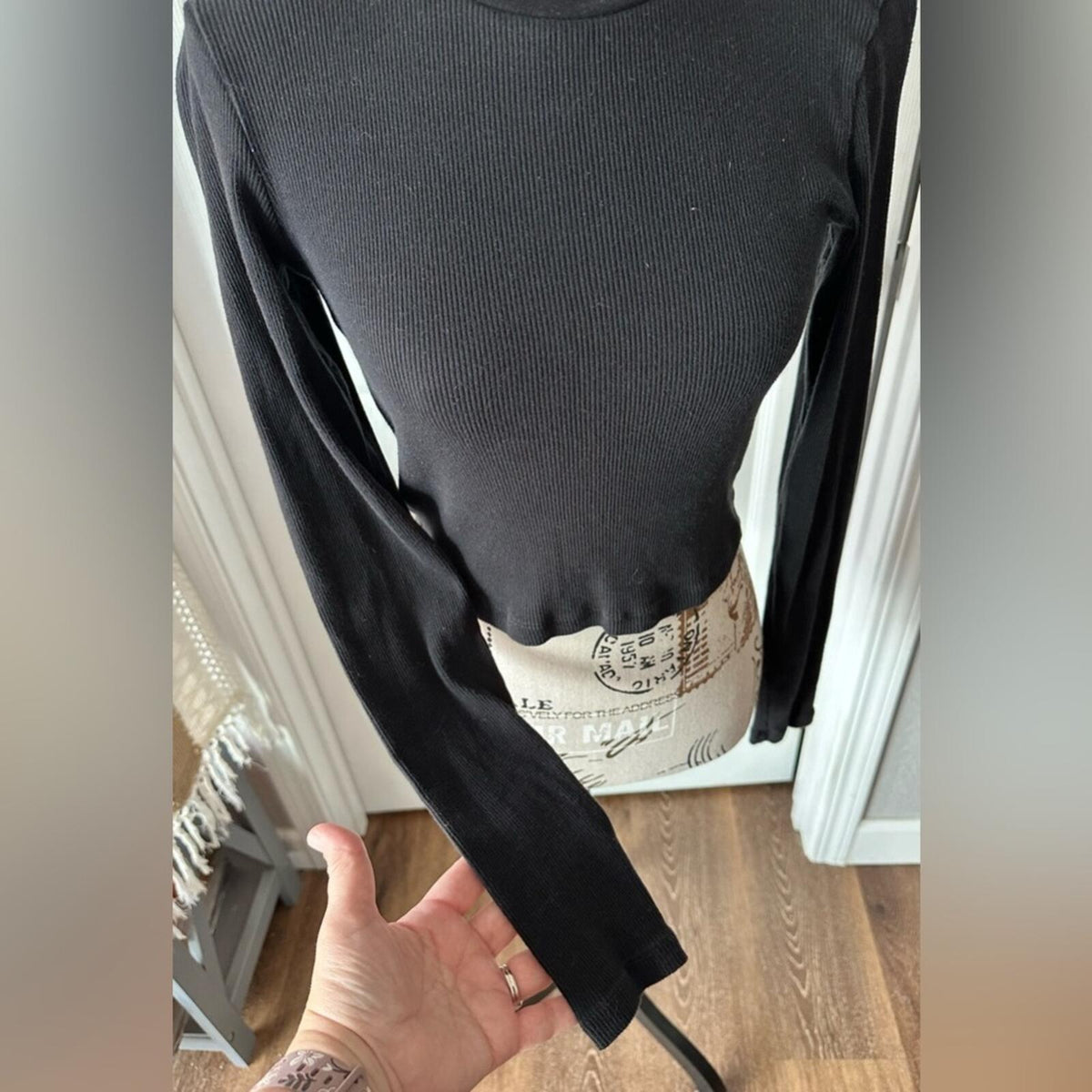 TNA Sleek Black Long Sleeve Crop Top