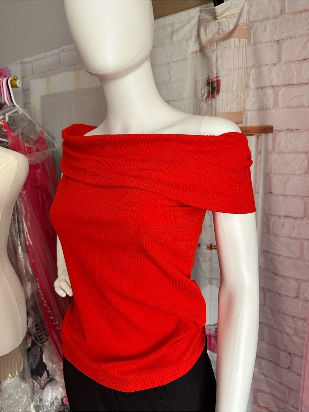 a new day Off-the-Shoulder Ribbed Sweater Top in Bright Red