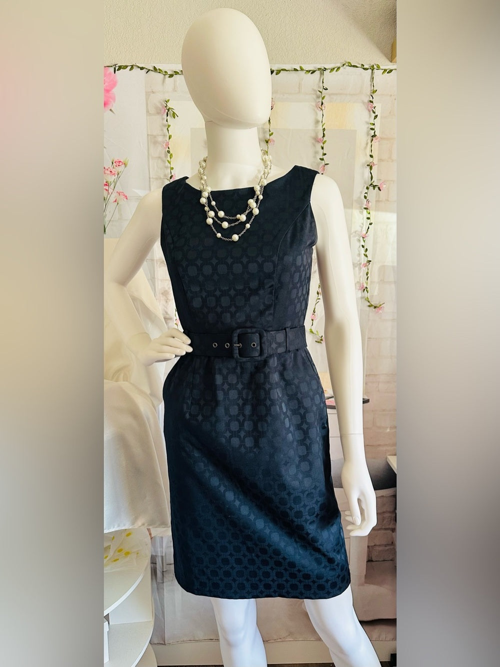 Banana Republic Sleeveless Belted Sheath Dress