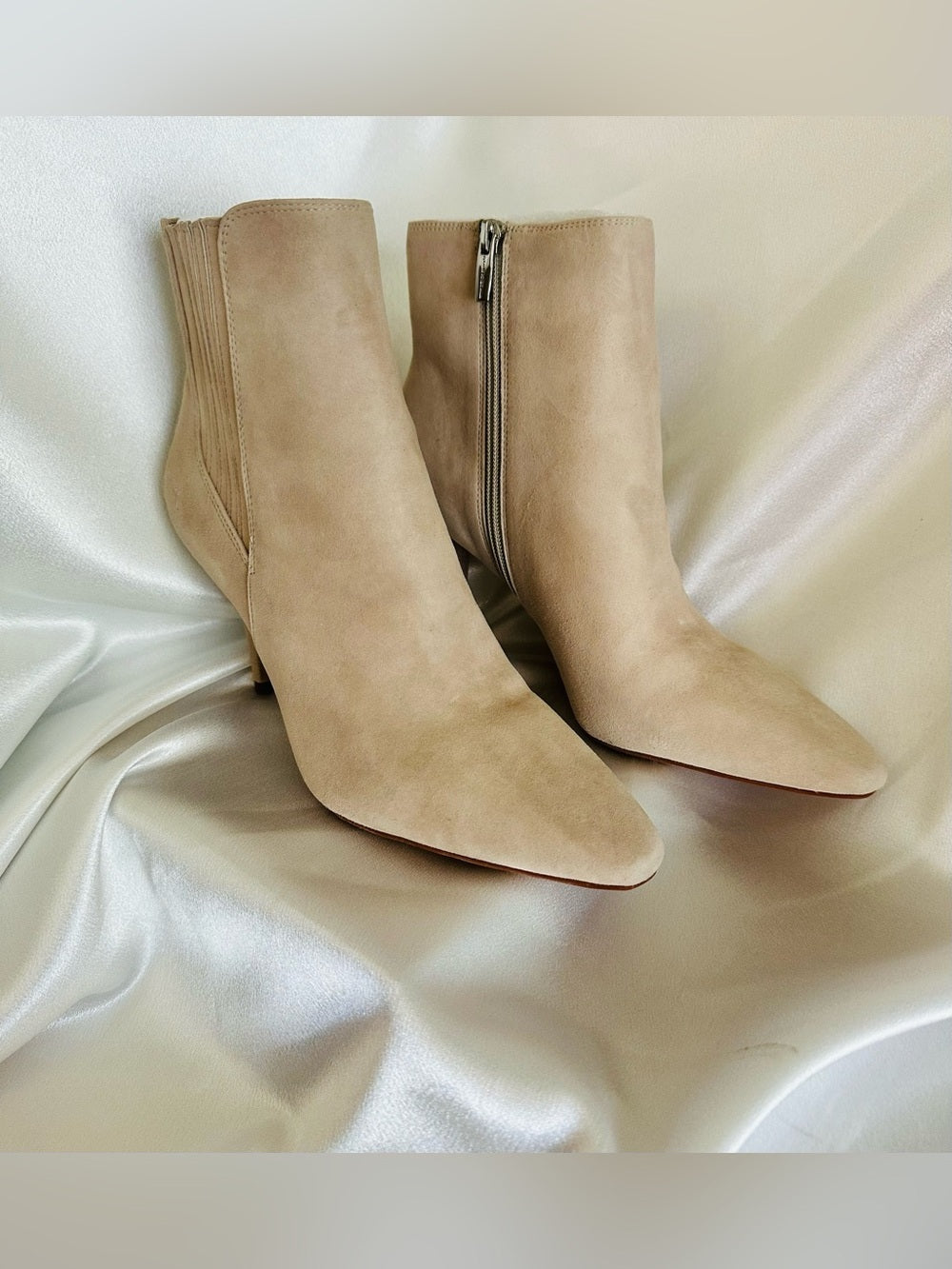 Vince Camuto Ambind Suede Booties