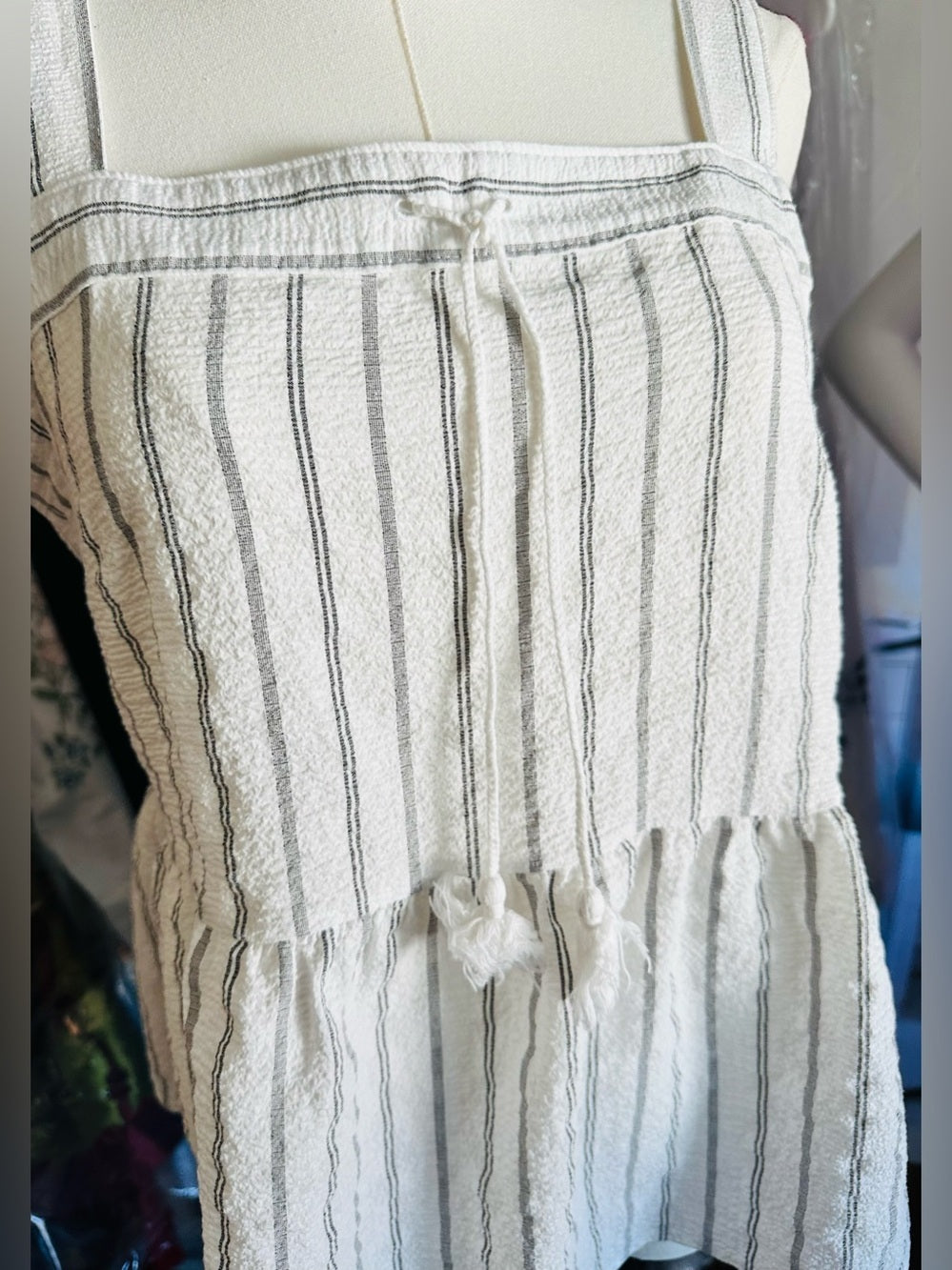 Banana Republic White & Gray Striped Sleeveless Peplum Tank Top