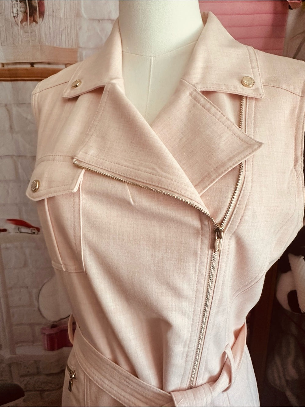 Calvin Klein Blush Pink Sleeveless Moto Zip Front Sheath Dress – Size 10