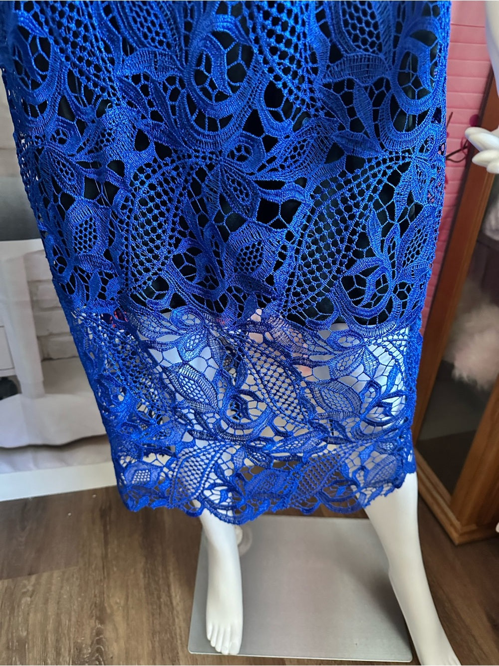 Alexia Admor Blue Guipure Lace Sheath Dress