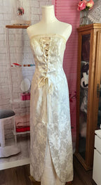 Vintage Ivory Floral Brocade Bridal Gown Strapless Lace-Up Wedding Dress