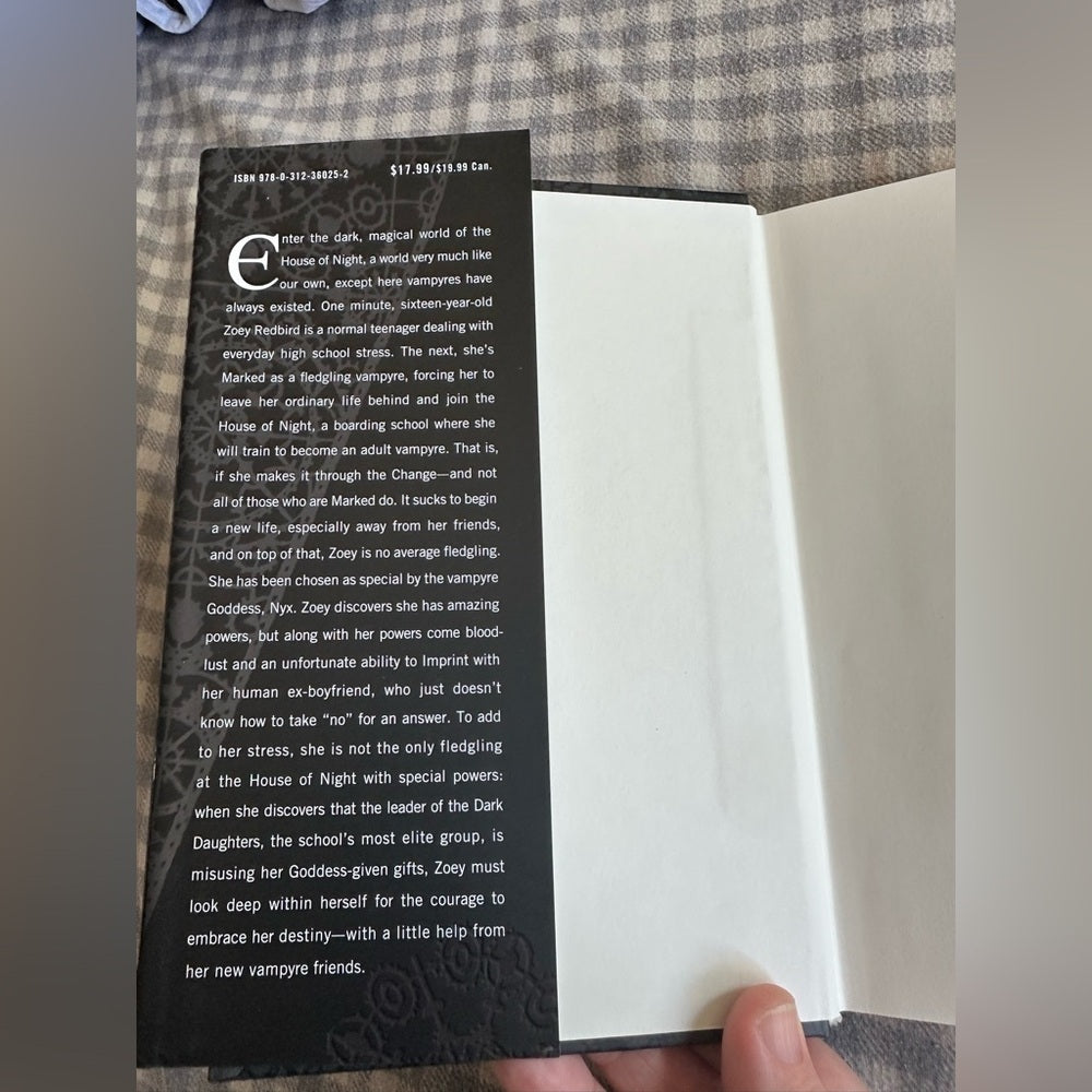 Marked: A House of Night Novel (Hardcover)