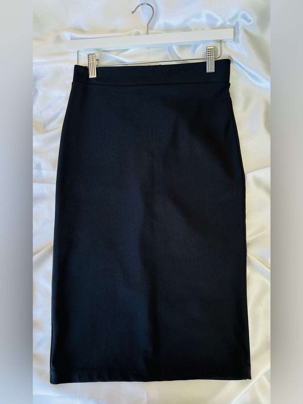 Forever 21 Black Pencil Skirt - Slim Professional Silhouette
