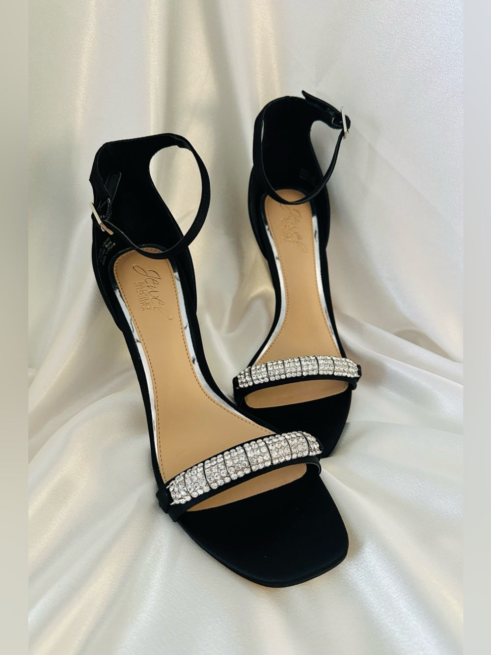 Jewel Badgley Mischka Ranya Heeled Sandals
