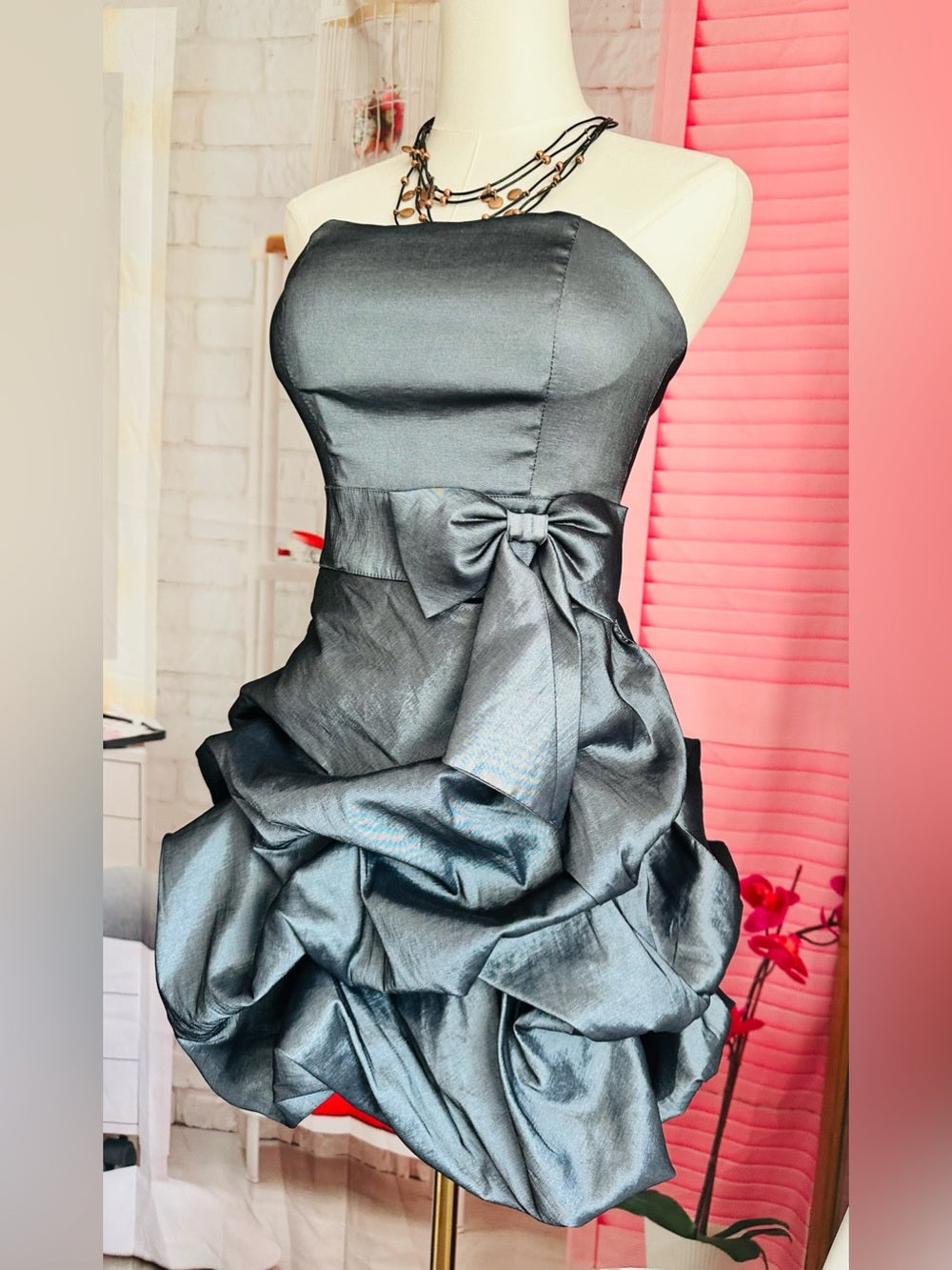 Vintage Y2K Masquerade Strapless Bubble Hem Prom Dress